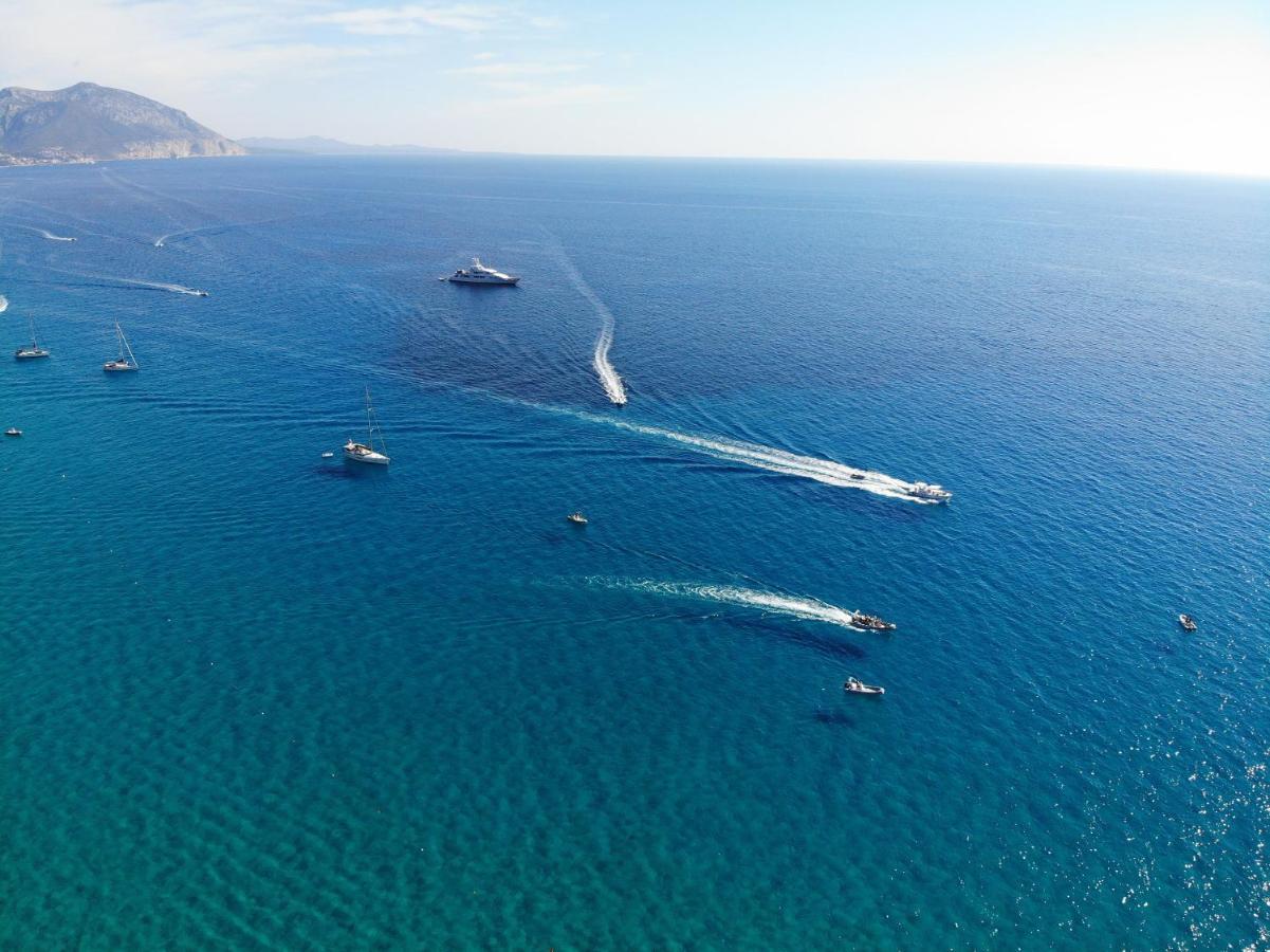 Club Esse Palmasera Cala Gonone Buitenkant foto